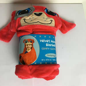 NEW Northpoint Kids Red Dog Velvet Hooded Blanket